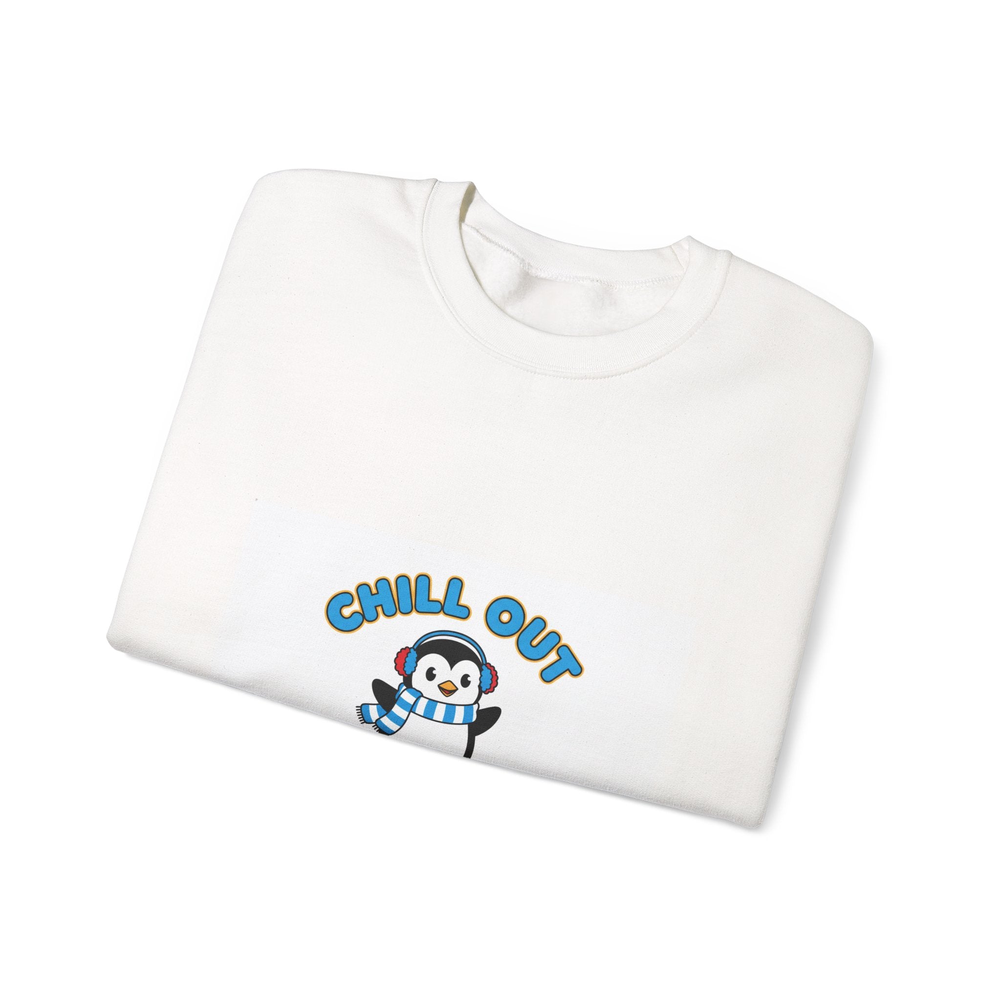 Penguin 'Chill Out — It’s the Holidays' Crewneck Sweatshirt - La magie de maman