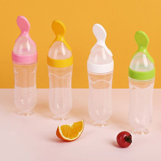 Biberon avec cuillère pour nouveau-né | EasyBottle™ - La magie de maman